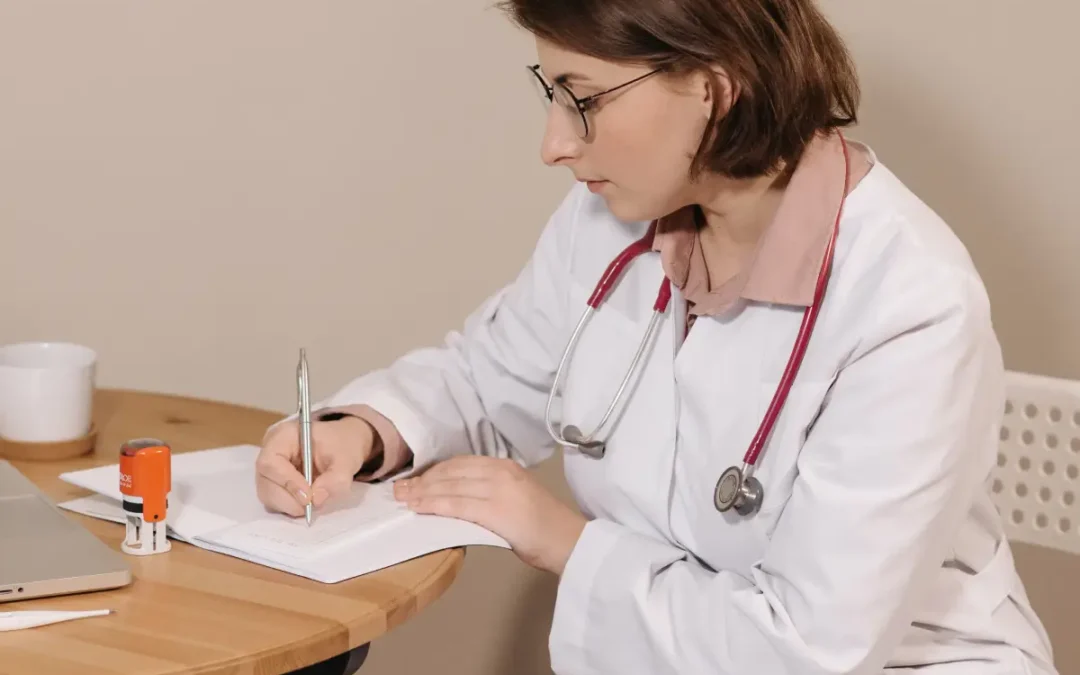 WorkCover doctors Canberra providing medical assessment after a workplace injury